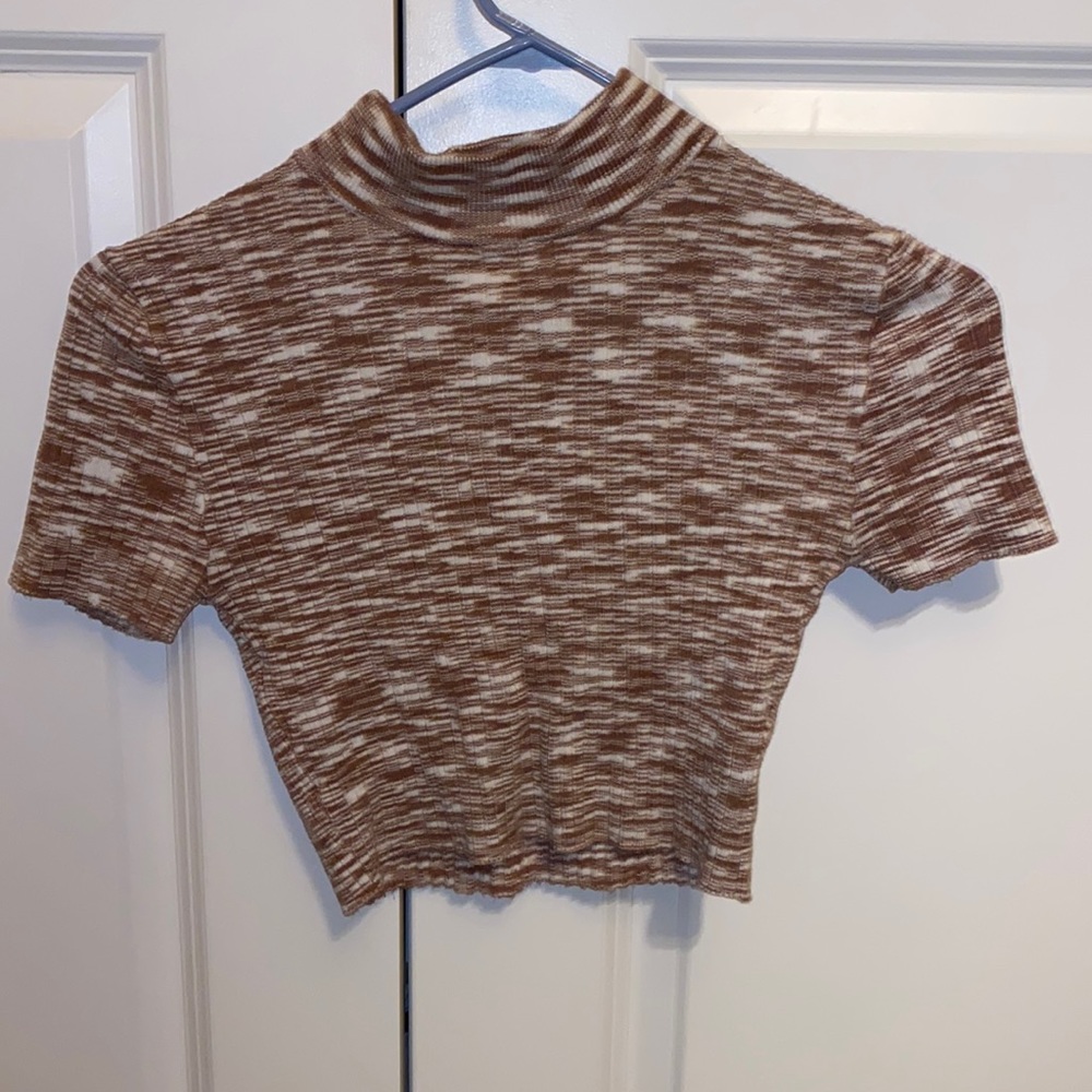 Women’s Forever 21 crop top